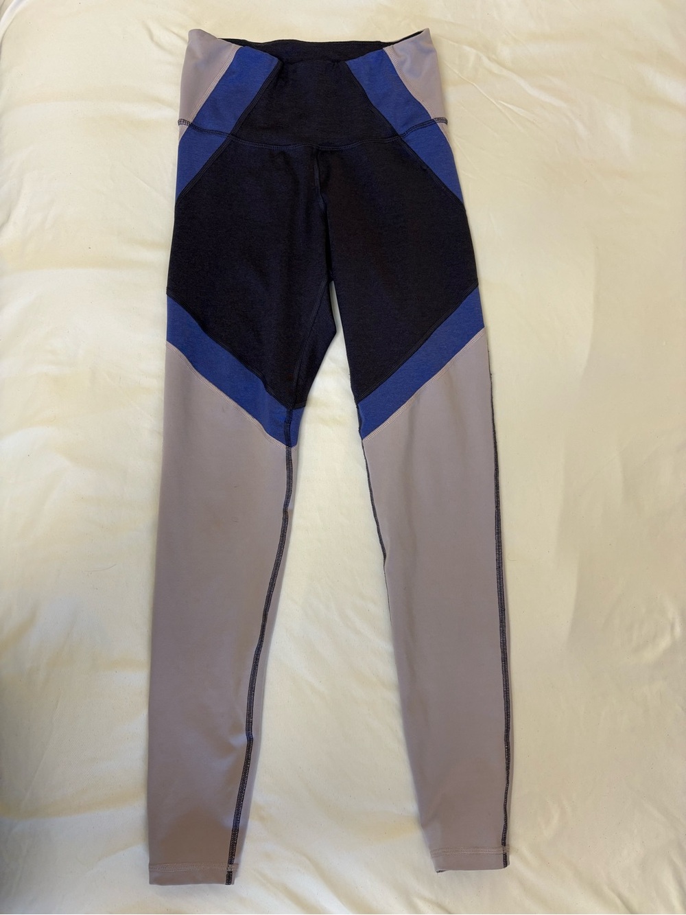 OLD NAVY ACTIVE high rise colourblock leggings blue white small
